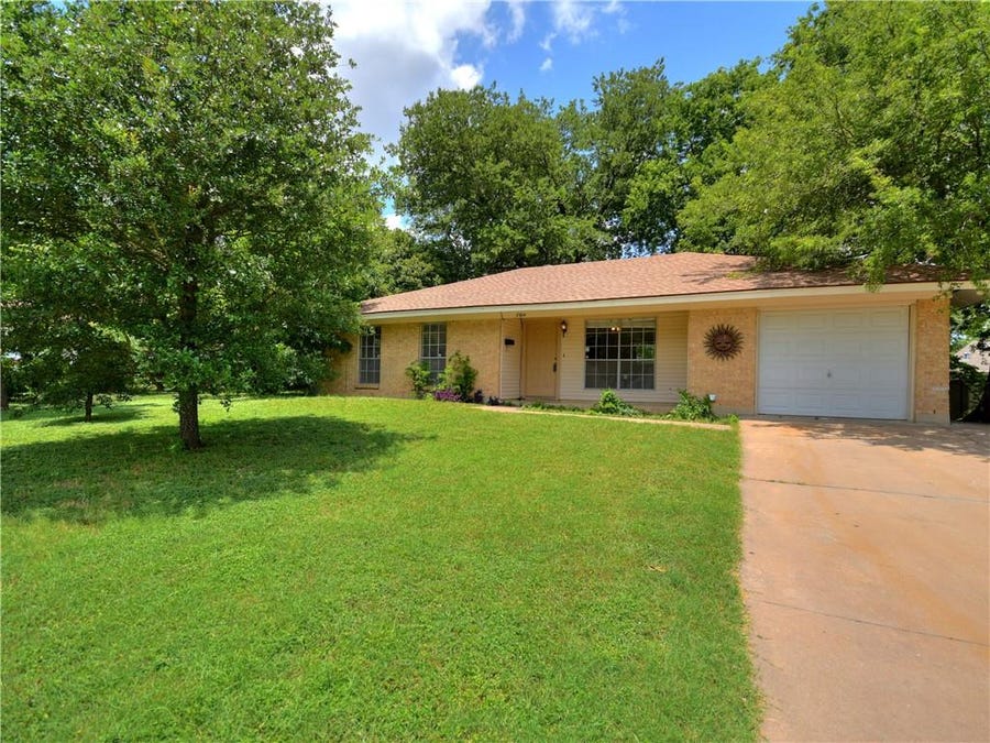 Property photo for 8604 CLAREWOOD CIR, Austin, TX