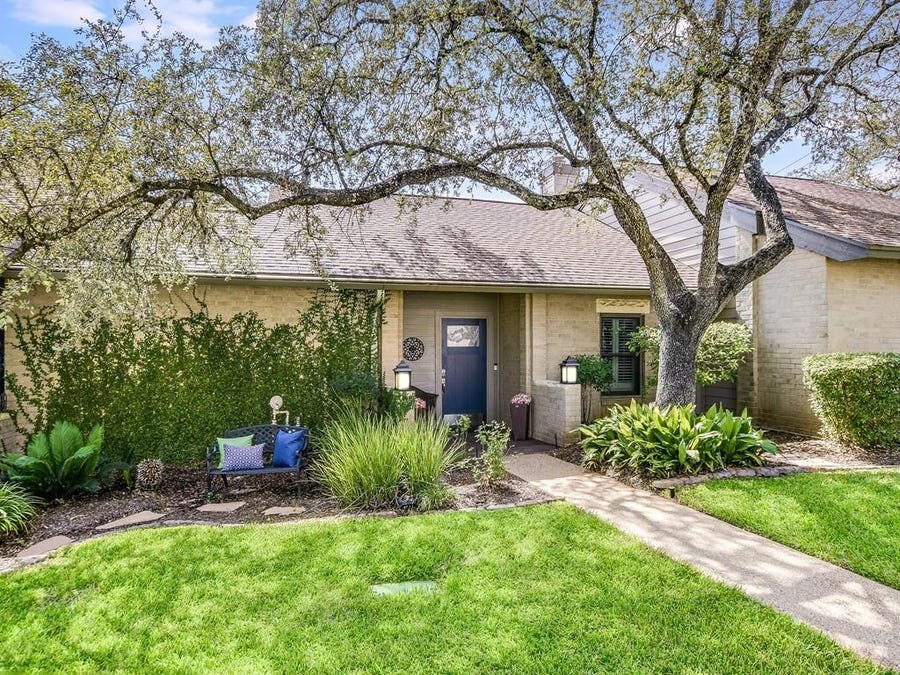 Property photo for 5707 EAGLE CLFS, Austin, TX
