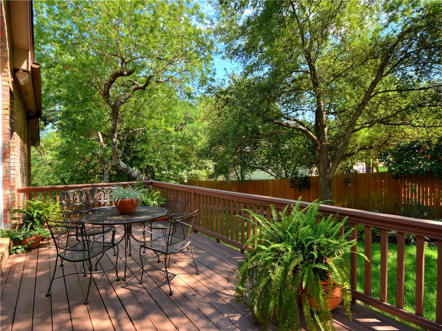 Property photo for 8005 HIGH HOLLOW DR, Austin, TX