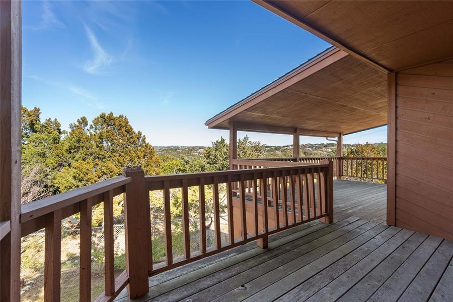 Property photo for 21311 Mount View DR, Lago Vista, TX