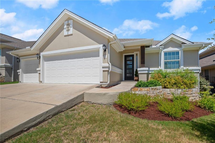 Bee Cave Homes for Sale Moreland Properties, Inc.